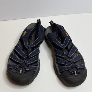 Keen Blue Black Waterproof Outdoor Closed Toe Sandals Women Size 8.5 BLEMISH